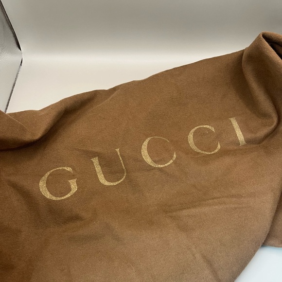 Stunning Y2K Authentic Gucci Bree Dome Tote in Ruby Red - Picture 12 of 16